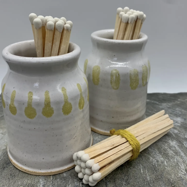Ride the Wave - Ceramic Match Striker Pot - pale Yellow - RTW