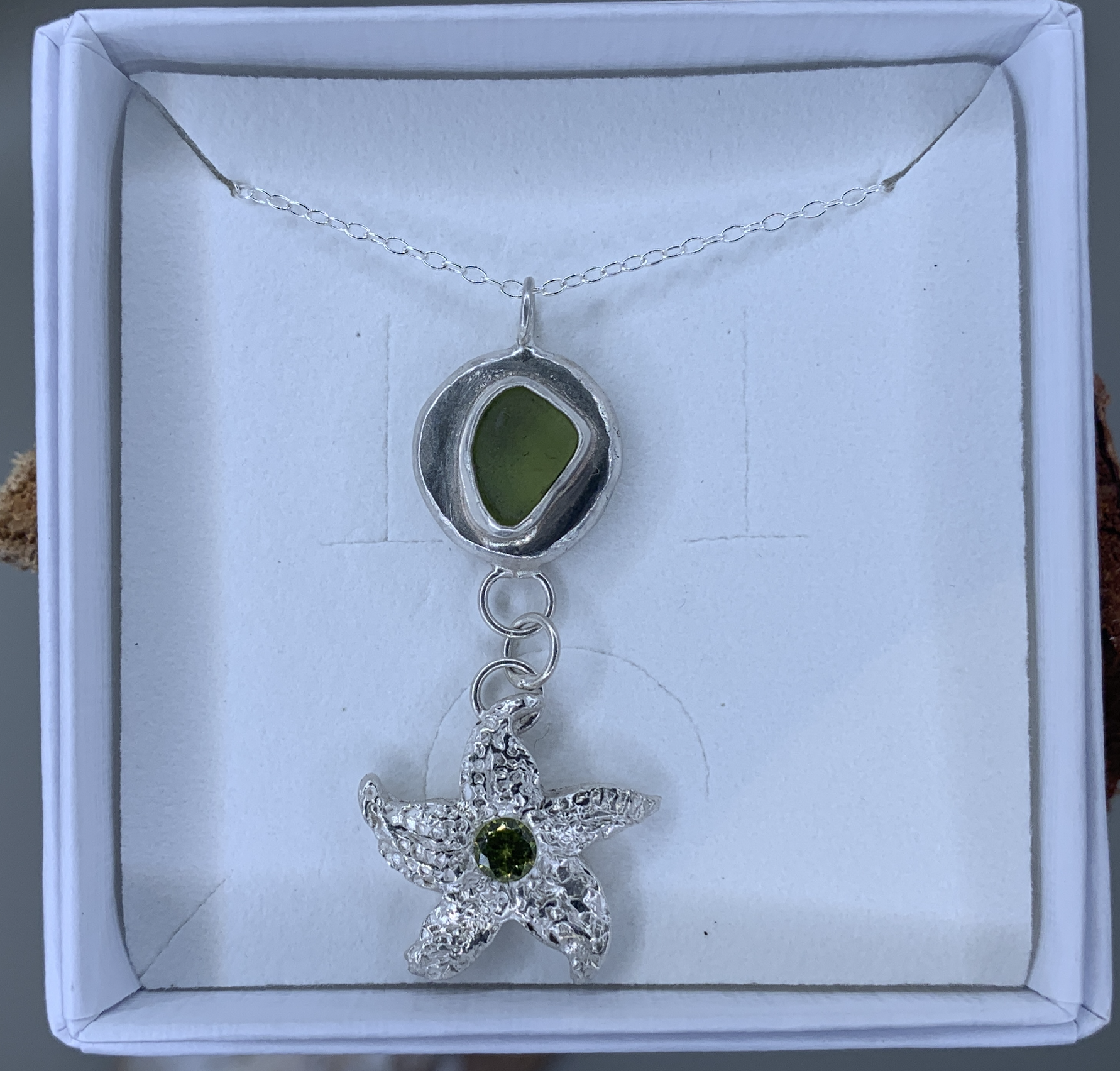 K Jewellery - Lime Green Sea Glass Silver Pebble with Starfish & Cubic Zirconia Necklace